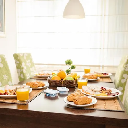 Διαμέρισμα Bright 1bdr In The Center