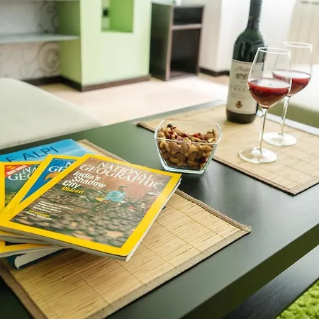 Bright 1bdr In The Center *