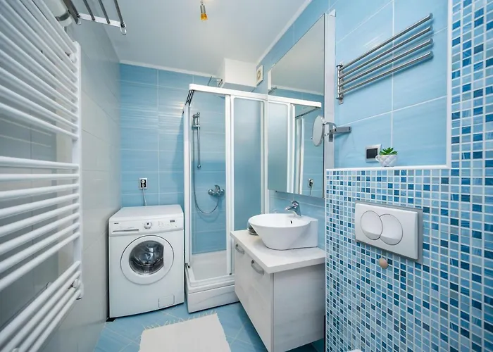 Bright 1bdr In The Center *